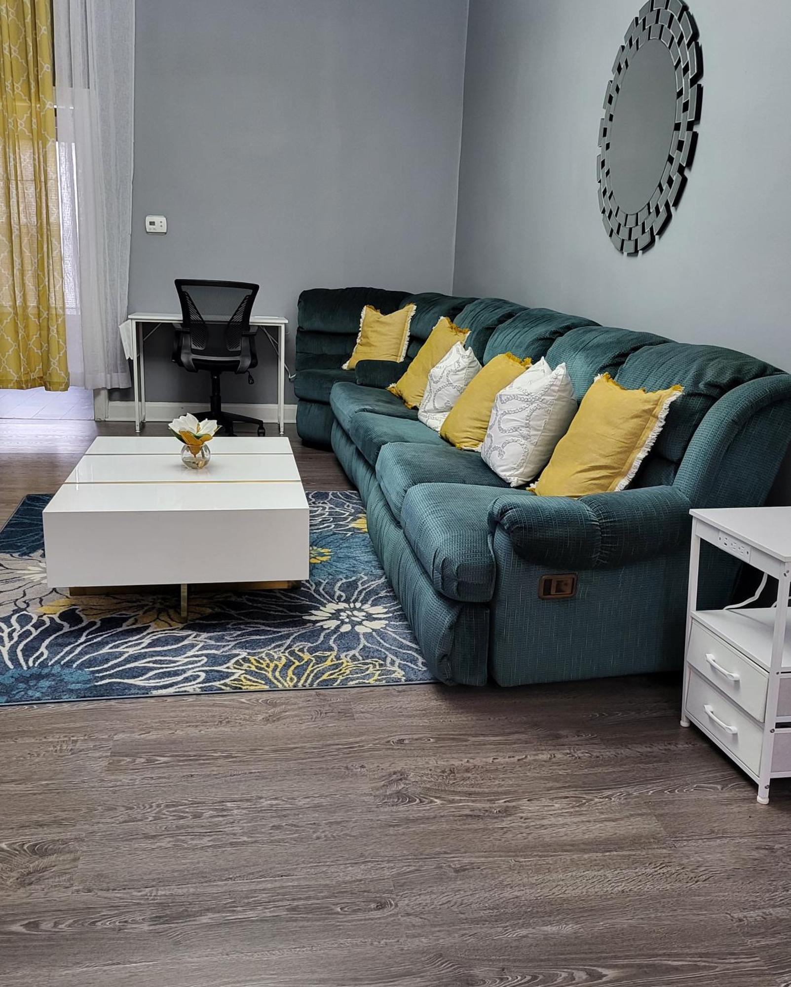 1 Bedroom In Columbus Osu District, Free Parking, Kitchen, Washer And Dryer, Central Location, Downtown, Hospital, Expocenter, Osu Stadium Kültér fotó
